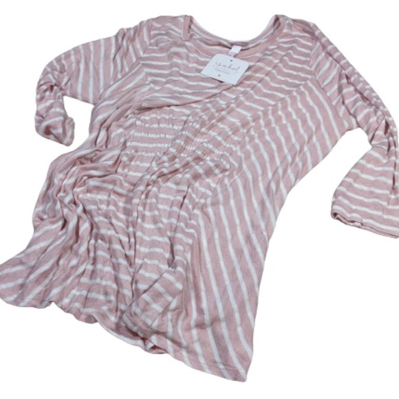 Isabel‎ Maternity smocked front 3/4 sleeve top - Picture 1 of 8